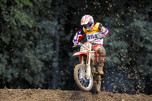 Motocross im Schlamm