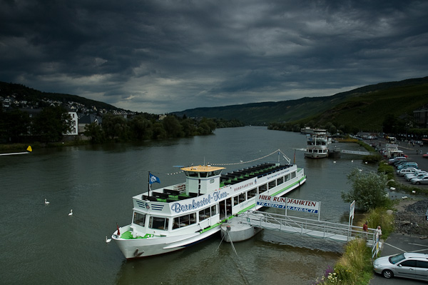 Ausflugsschiff auf der Mosel