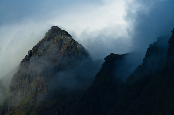 Berge über dem Trollfjord