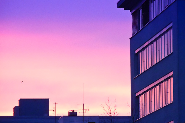 Bürogebäude im Morgenlicht