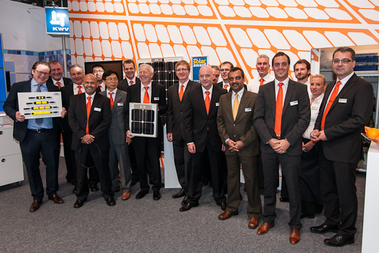 Gruppenfoto Lapp Kabel auf der Intersolar 2012 in München