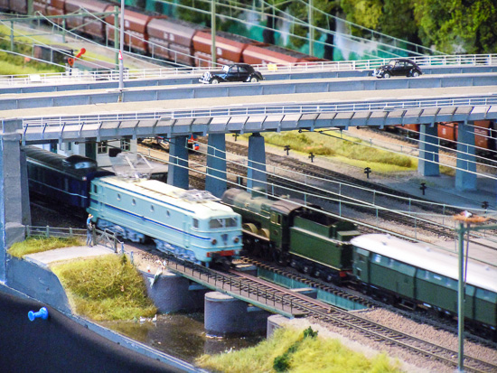 Modeleisenbahn auf der Messe in Stuttgart