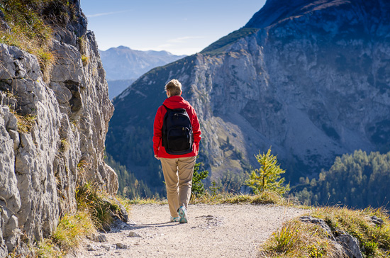 Wanderin in den Bergen